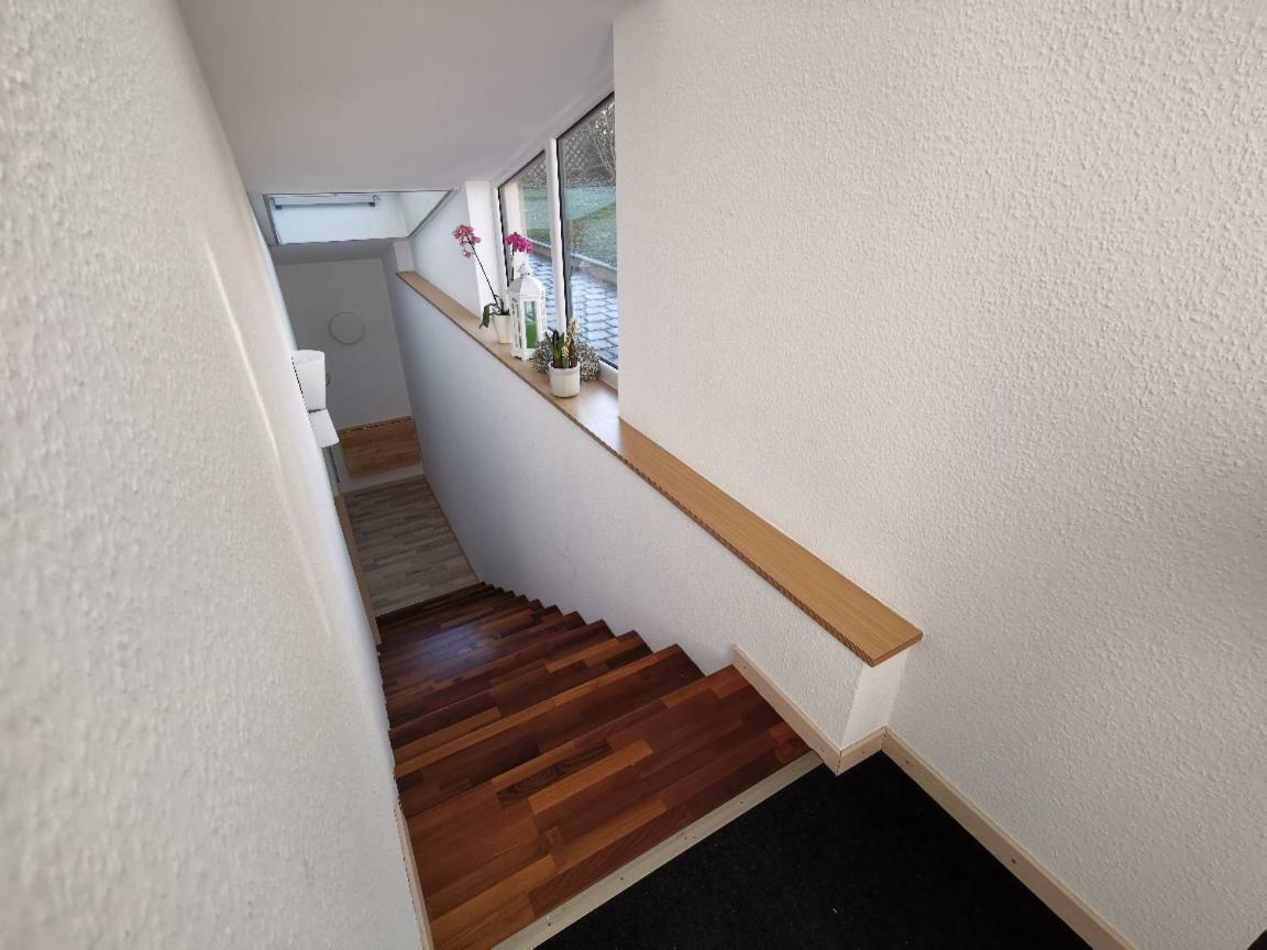 Einzelnwohnung Mit Eigenem Eingang Weingarten  Esterno foto